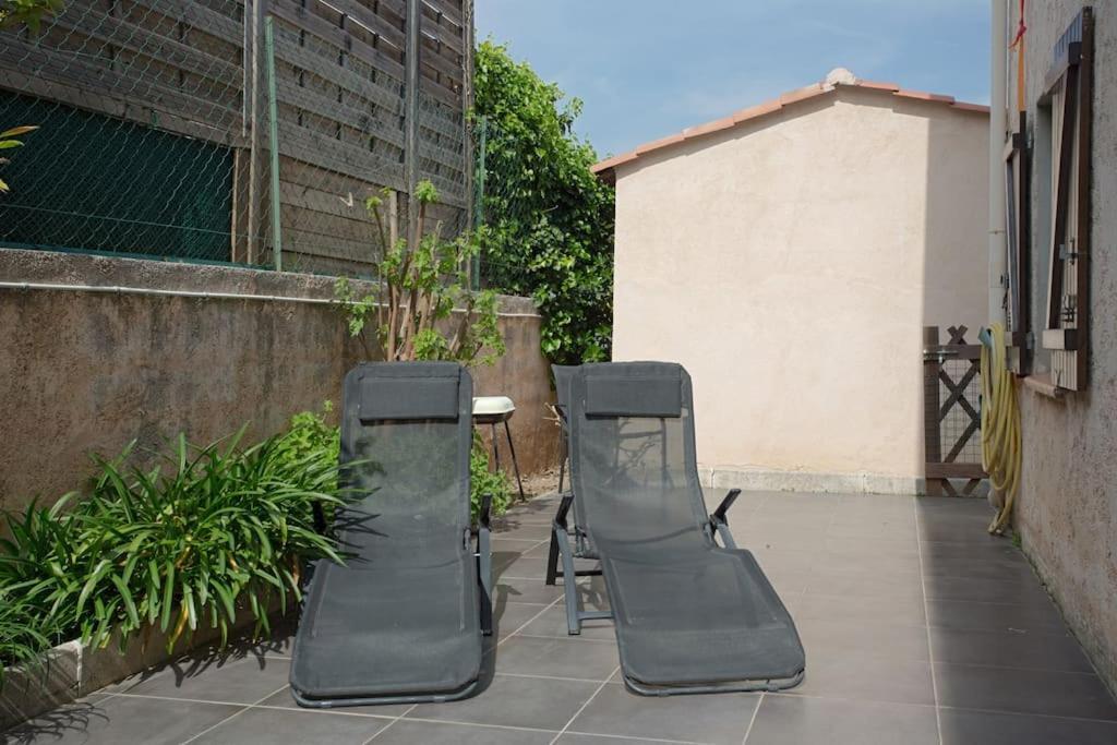 Appartement En Rez De Jardin Et Terrasse Ds Villa 히에레 외부 사진
